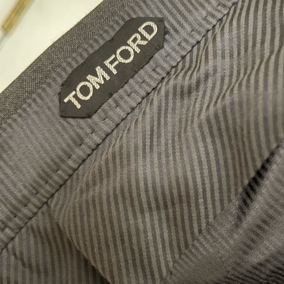 Tom Ford | 100% Authentic | Classic Men’s 56R 3-Piece Wool Suit - Picture 14 of 16